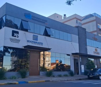 c4a2c3ff-e317-4060-bc9e-babd58be1af7